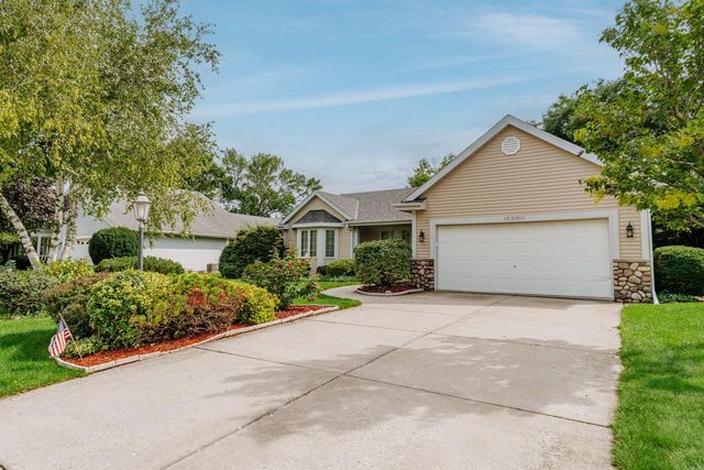 N58W24835 Cardinal COURT, Sussex, WI 53089