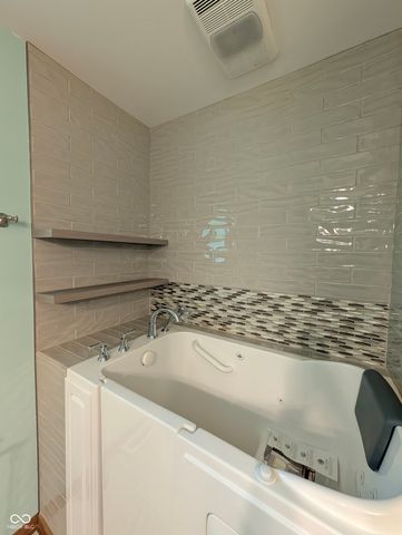 2316 W 66th Street, Indianapolis, IN 46260