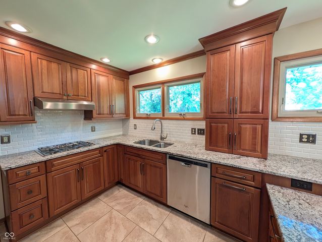 2316 W 66th Street, Indianapolis, IN 46260