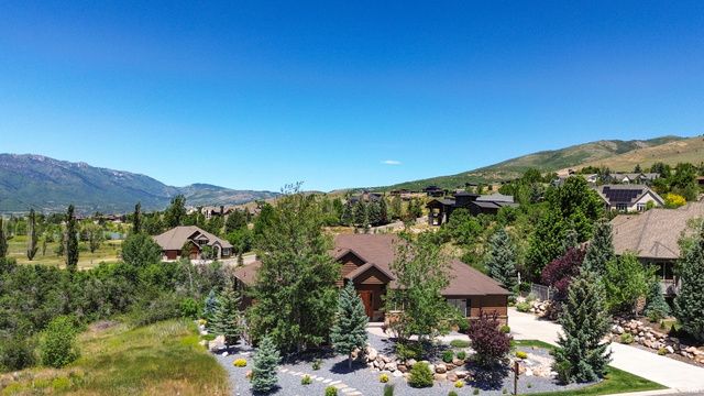 3573 N ELKVIEW DR, Eden, UT 84310