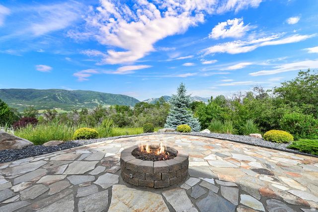 3573 N ELKVIEW DR, Eden, UT 84310