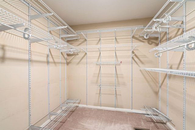 7033 Steeplebush Avenue, Westerville, OH 43082