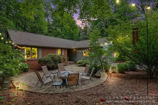 956 Spaulding Avenue, Ada, MI 49301