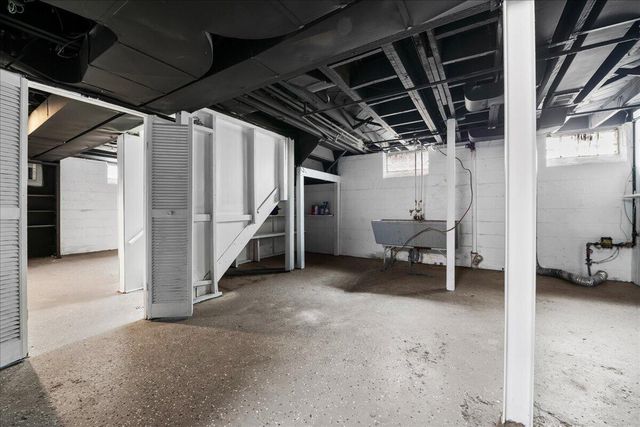 16283 Carlisle Street, Detroit, MI 48205