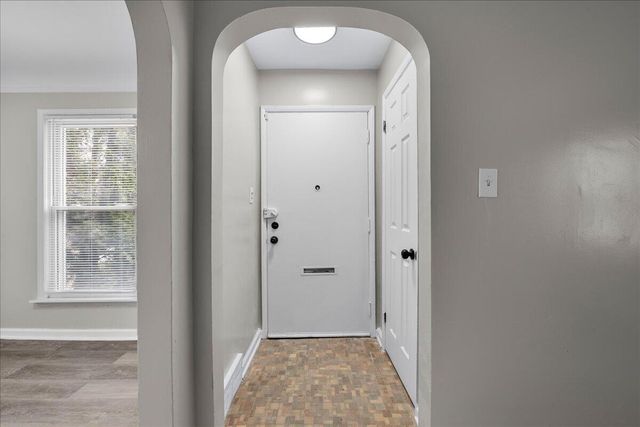 16283 Carlisle Street, Detroit, MI 48205