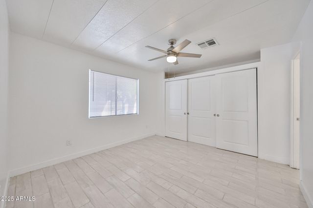 303 E SOUTH MOUNTAIN Avenue 100, Phoenix, AZ 85042