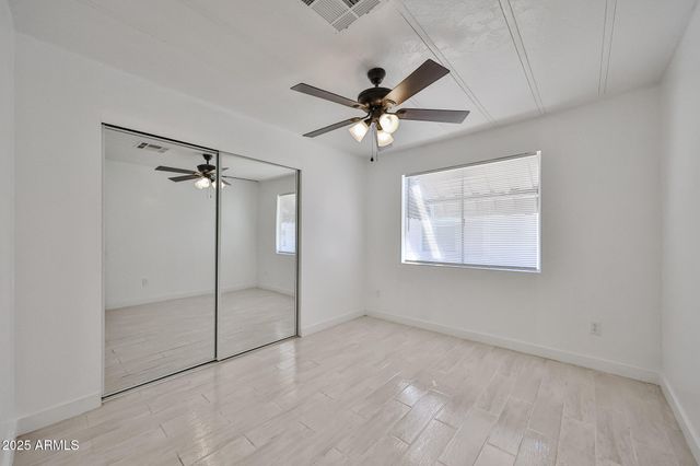 303 E SOUTH MOUNTAIN Avenue 100, Phoenix, AZ 85042