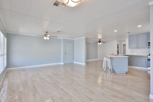 303 E SOUTH MOUNTAIN Avenue 100, Phoenix, AZ 85042