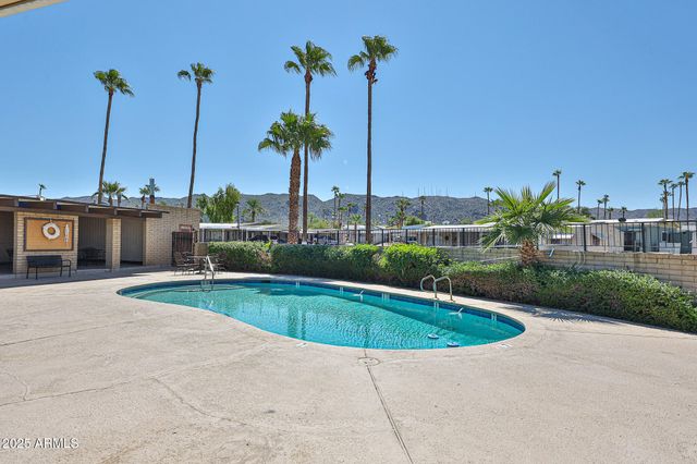 303 E SOUTH MOUNTAIN Avenue 100, Phoenix, AZ 85042