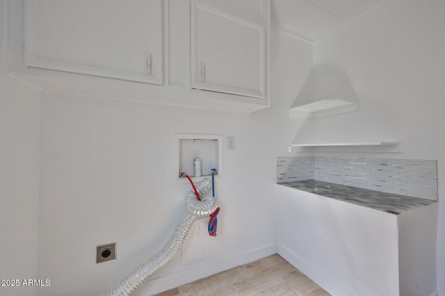 303 E SOUTH MOUNTAIN Avenue 100, Phoenix, AZ 85042
