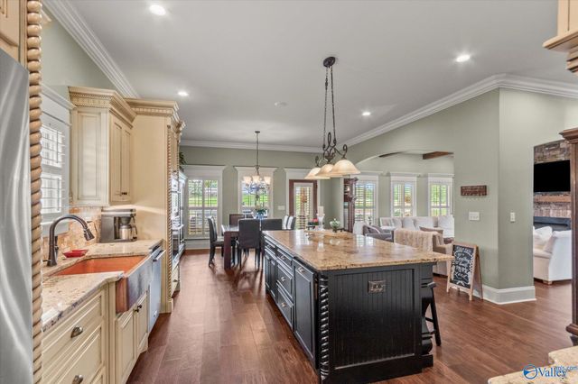 14318 Muirfield Drive, Athens, AL 35613