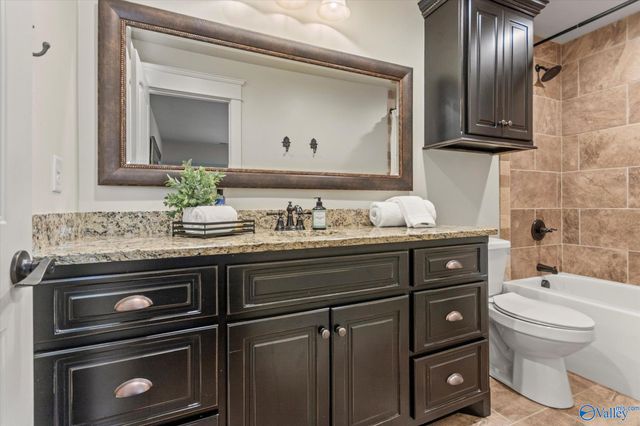 14318 Muirfield Drive, Athens, AL 35613