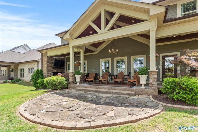 14318 Muirfield Drive, Athens, AL 35613