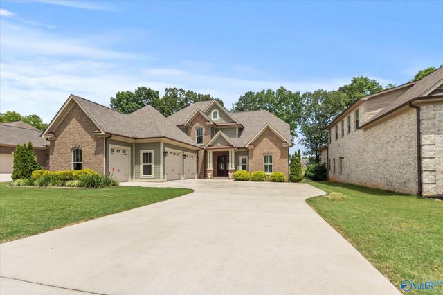 14318 Muirfield Drive, Athens, AL 35613