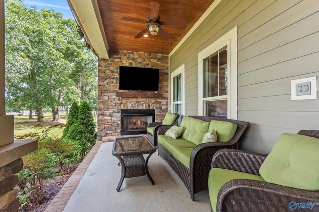 14318 Muirfield Drive, Athens, AL 35613