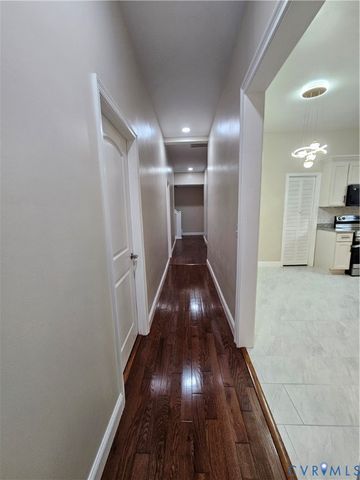 203 Lafayette Ave, Colonial Heights, VA 23834