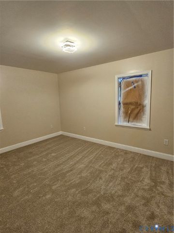 203 Lafayette Ave, Colonial Heights, VA 23834