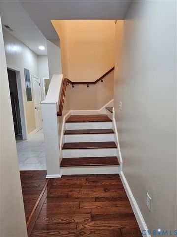 203 Lafayette Ave, Colonial Heights, VA 23834