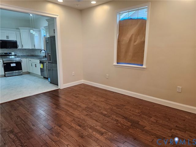 203 Lafayette Ave, Colonial Heights, VA 23834