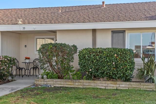 3685 Vista Campana 39, Oceanside, CA 92057
