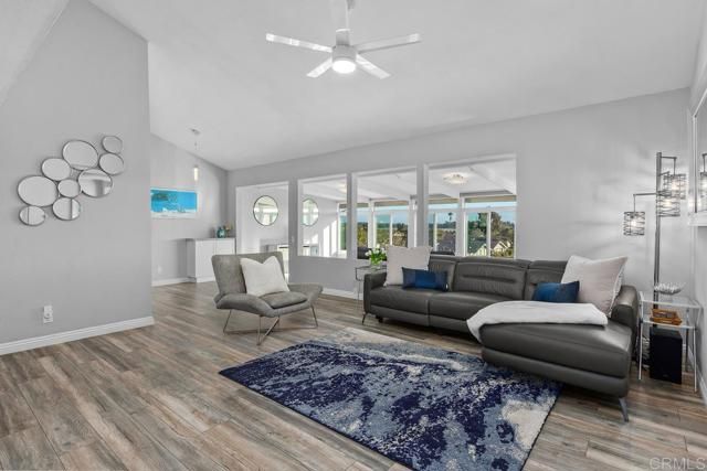 3685 Vista Campana 39, Oceanside, CA 92057