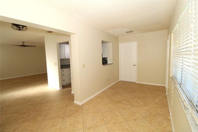 2201 HOLKHAM PLACE 114, Sun City Center, FL 33573