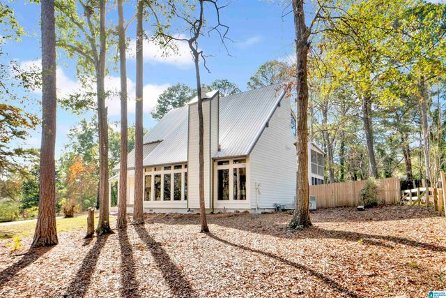 1724 KING CHARLES COURT, Alabaster, AL 35007