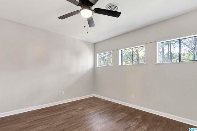 1724 KING CHARLES COURT, Alabaster, AL 35007