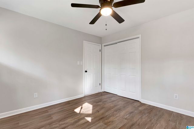 1724 KING CHARLES COURT, Alabaster, AL 35007