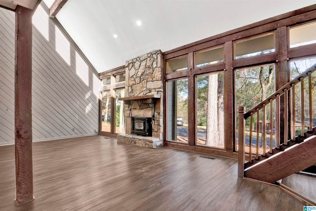 1724 KING CHARLES COURT, Alabaster, AL 35007