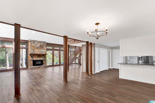 1724 KING CHARLES COURT, Alabaster, AL 35007