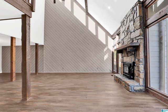 1724 KING CHARLES COURT, Alabaster, AL 35007