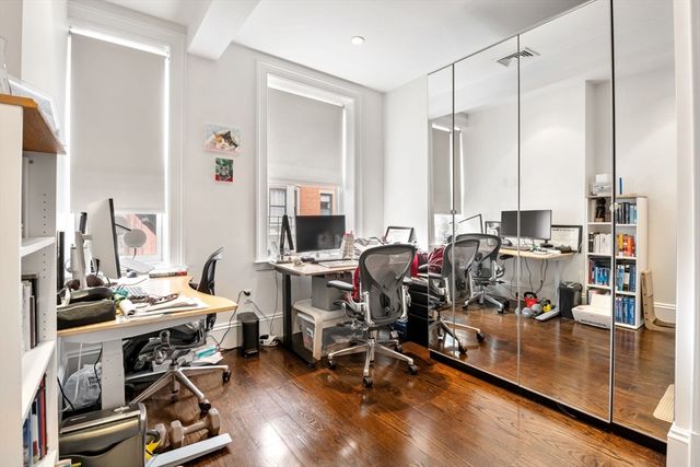 165 Newbury St 2, Boston, MA 02116