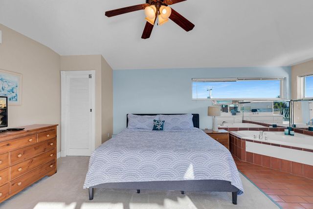 541 8th Street, Key Colony Beach, FL 33051