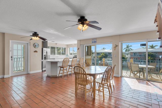 541 8th Street, Key Colony Beach, FL 33051