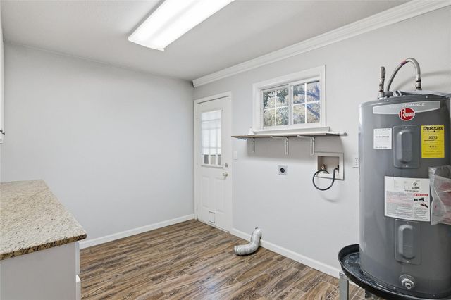 163 Lakeside DR, Seguin, TX 78155