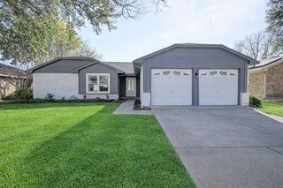 2421 Claremont Drive, Grand Prairie, TX 75052