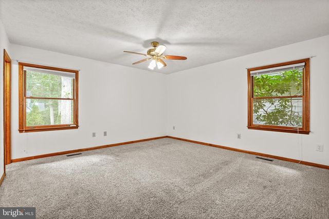 119 LARKSPUR LN, Locust Grove, VA 22508