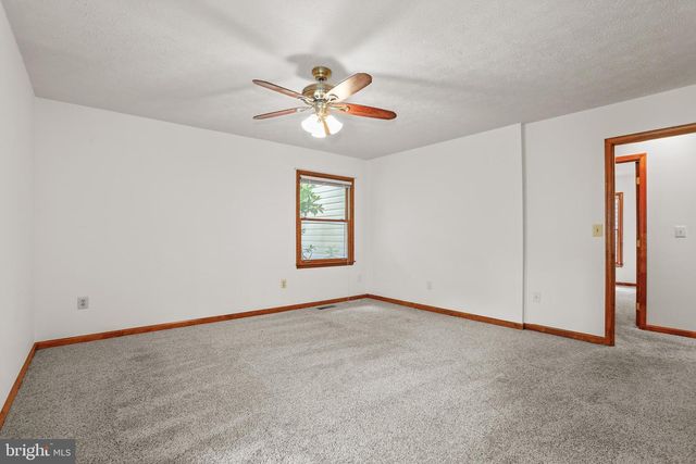119 LARKSPUR LN, Locust Grove, VA 22508