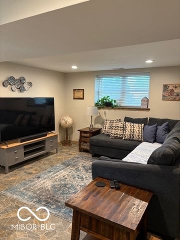 1037 Delwood Drive, Mooresville, IN 46158