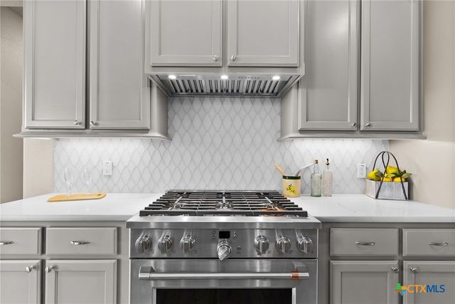 930 Inka Road, Salado, TX 76571