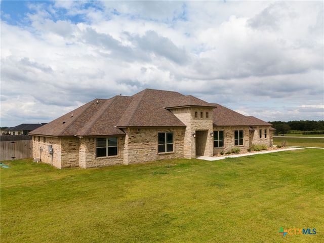 930 Inka Road, Salado, TX 76571