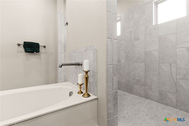 930 Inka Road, Salado, TX 76571