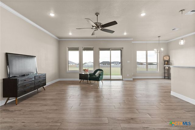 930 Inka Road, Salado, TX 76571