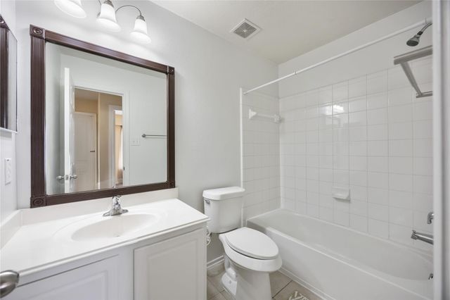 2947 Hackamore Hollow Lane, Houston, TX 77014