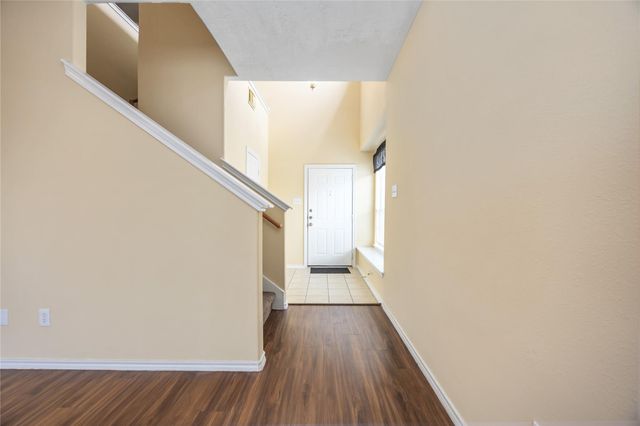 2947 Hackamore Hollow Lane, Houston, TX 77014