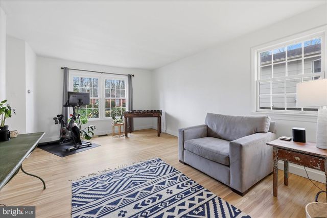 5 WINDGATE RD, Cherry Hill, NJ 08003