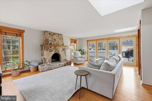 5 WINDGATE RD, Cherry Hill, NJ 08003