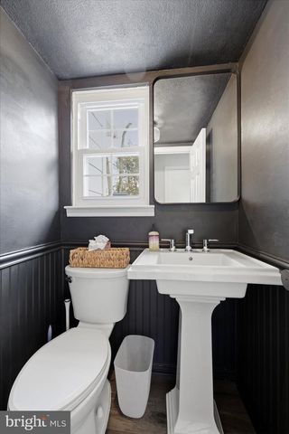 5 WINDGATE RD, Cherry Hill, NJ 08003