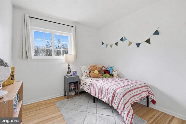 5 WINDGATE RD, Cherry Hill, NJ 08003